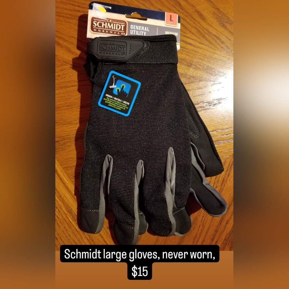 Size large black schmidt gloves